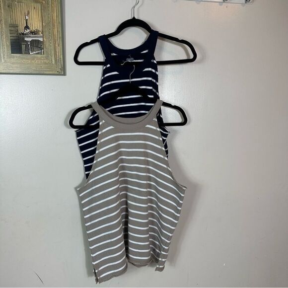 Striped Sleeveless Tops Set - Picture 7 of 9
